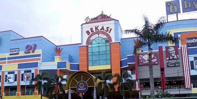 Grand Mall Bekasi tutup. [Istimewa]